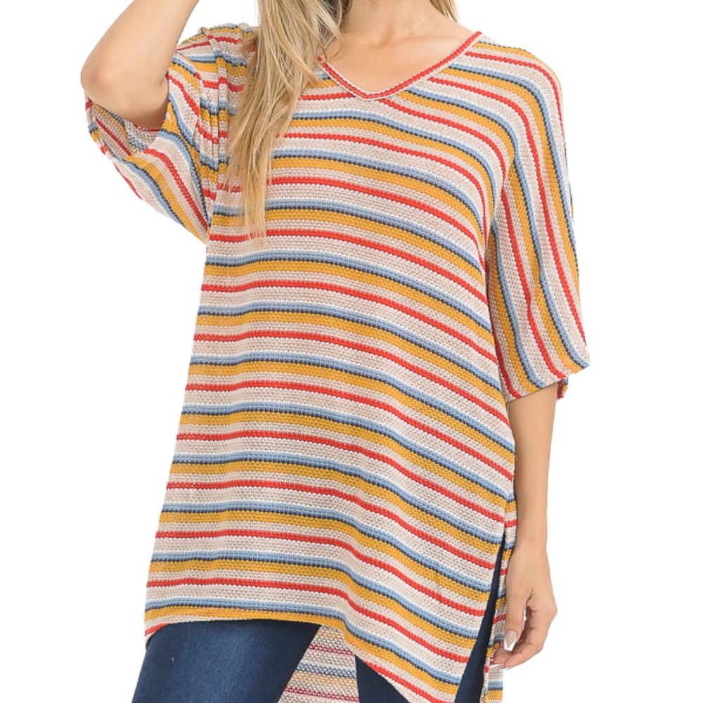 OVERSIZE V-NECK SHORT SLEEVE TUNIC WITH SIDE SLIT